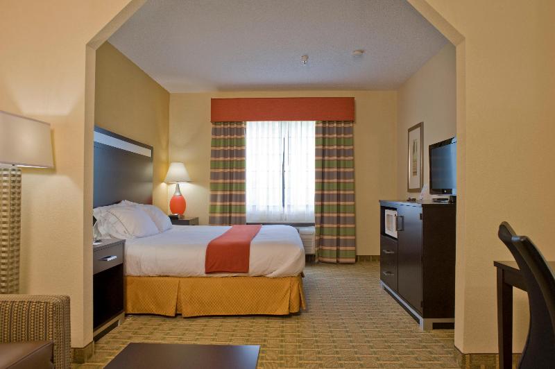Номер Executive Кровать Кинг, Holiday Inn Express Hotel & Suites Kennesaw Northwest   Acworth, An Ihg