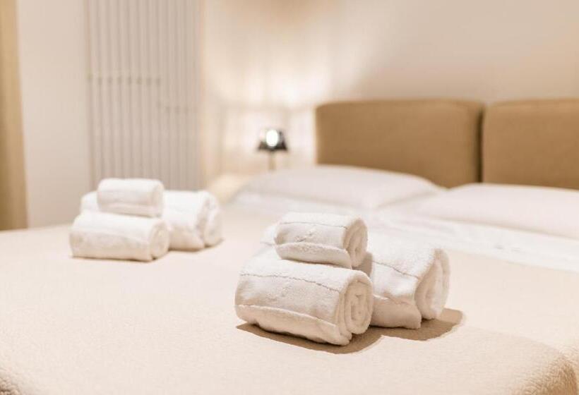 Номер Стандарт с Балконом, B&b A C Caste