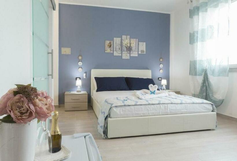 اتاق لوکس چهار تخته, B&b Annita   Porto Cesareo