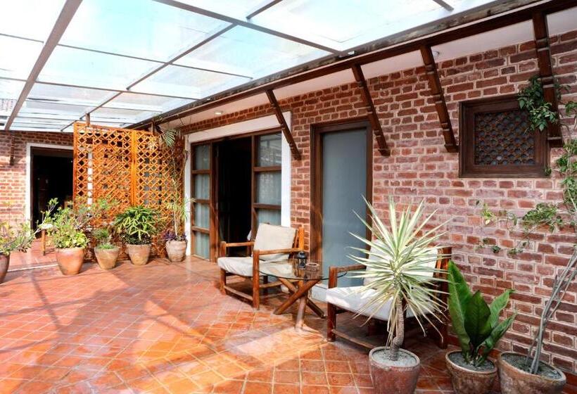 Suite with Terrace, Timila