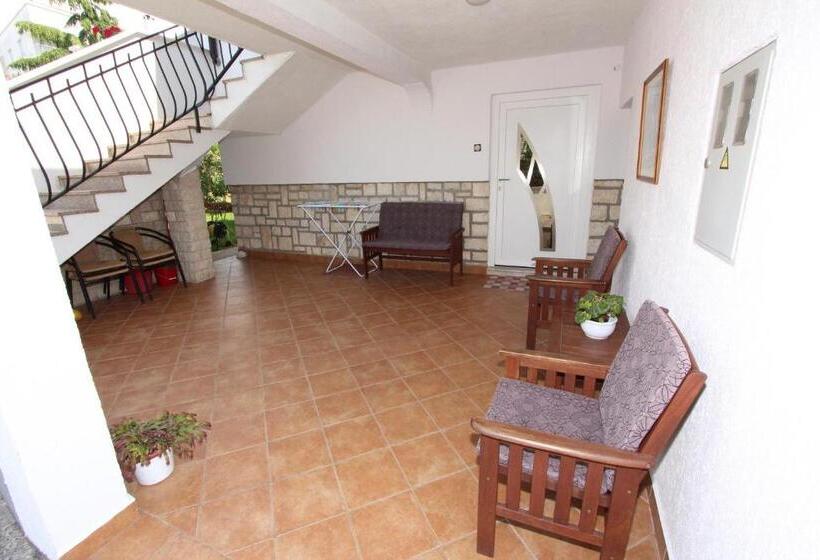 اتاق استاندارد, Apartments And Room Silvana