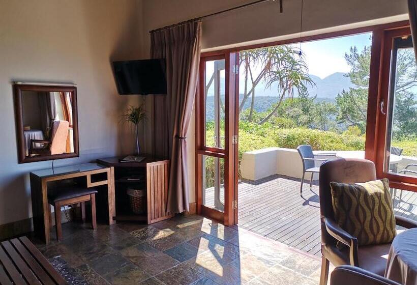 Четырехместный Номер Стандарт, Paradise Cove