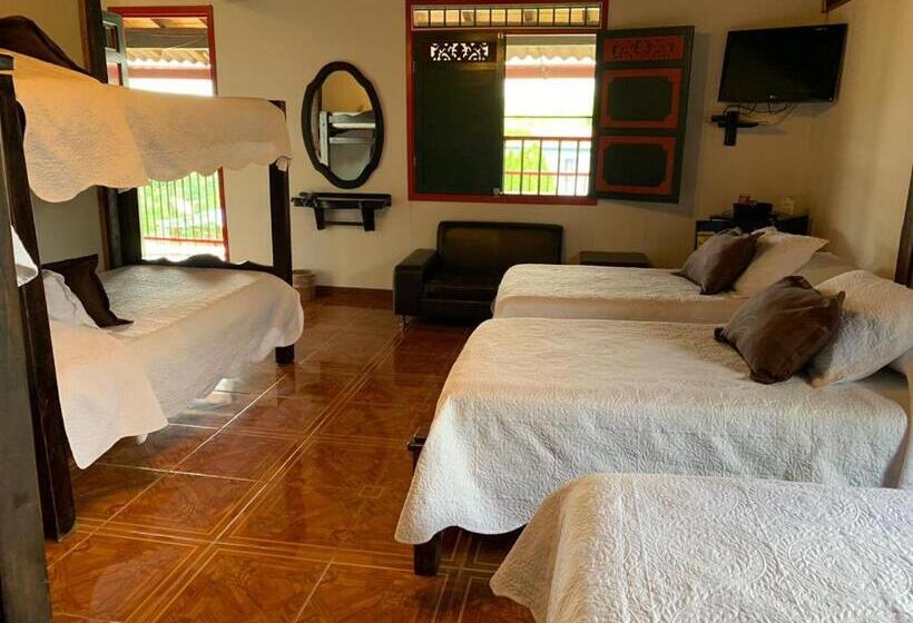이코노미 패밀리 스위트, Finca Hotel La Manuela