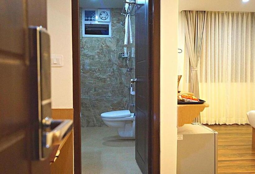 اتاق اجرایی سه نفره, Shrigo Hotel Gangtok