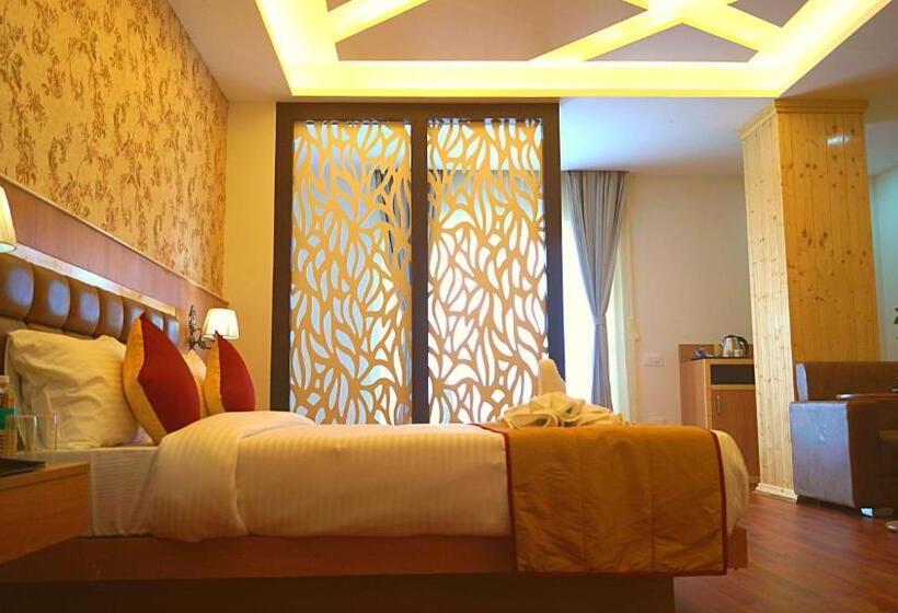 سوییت با چشم‌انداز کوه, Shrigo Hotel Gangtok