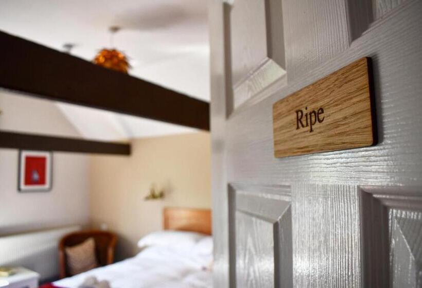 Номер Deluxe, The Roebuck Inn