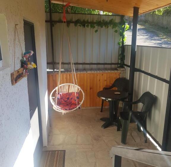 اتاق استاندارد, Guest House Sando