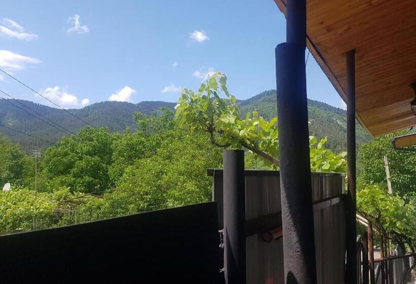 اتاق استاندارد, Guest House Sando