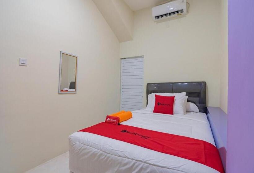 Номер Стандарт Индивидуальный, Reddoorz Near Trans Studio Bandung 3