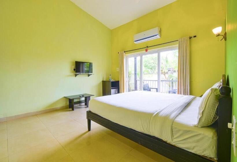 Номер Стандарт Вид на Бассейн, Yoyogoa Vagator Retreat