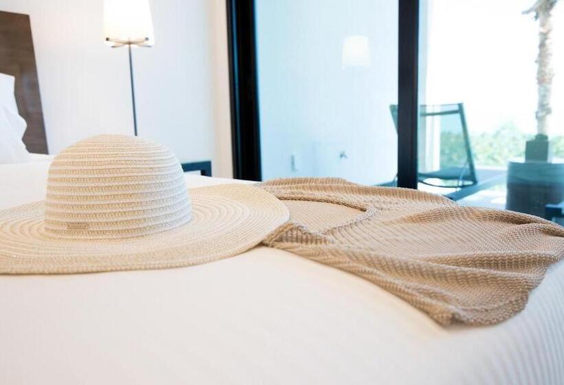 استودیوی سوپریور, H2o Lifestyle Resort