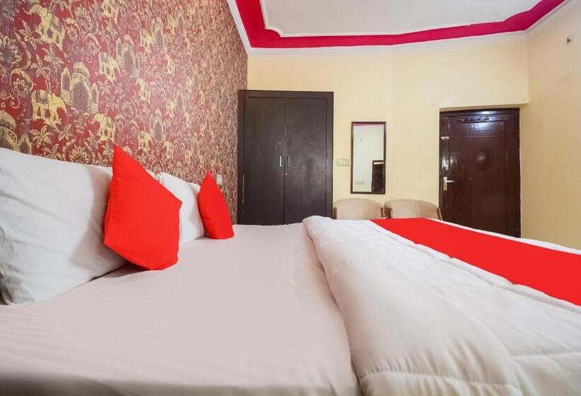 三人经典房间, Collection O Hotel Rajwada Palace