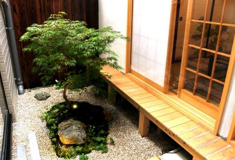 اتاق استاندارد چهار تخته, Traveling Bridge Nijojo
