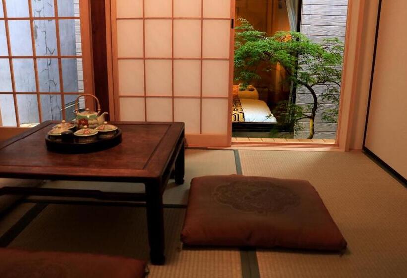 اتاق استاندارد چهار تخته, Traveling Bridge Nijojo