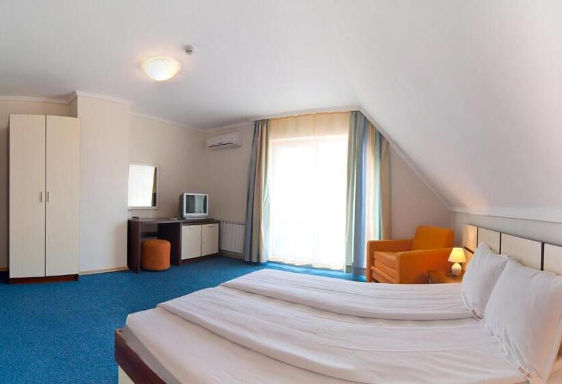 Номер Deluxe, Guest House Hiora