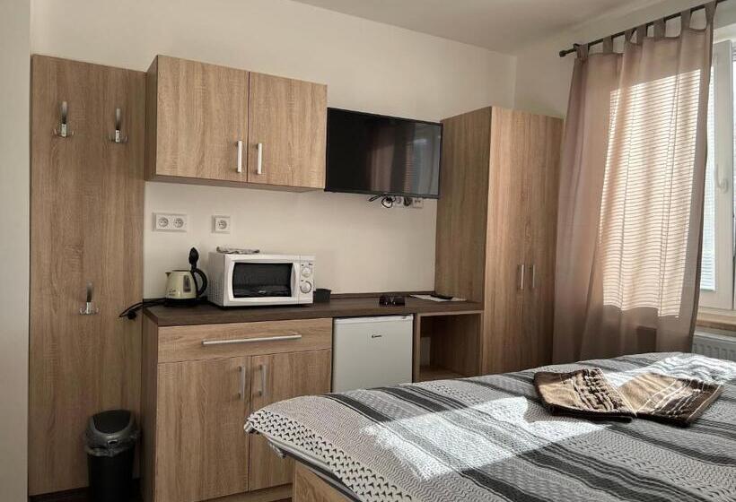 Номер Deluxe, Penzion Na Rozcestí