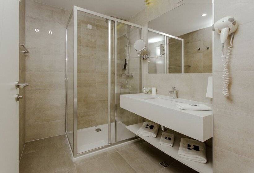 산전망 주니어 스위트, Romana Beach Resort