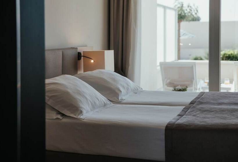 산전망 주니어 스위트, Romana Beach Resort