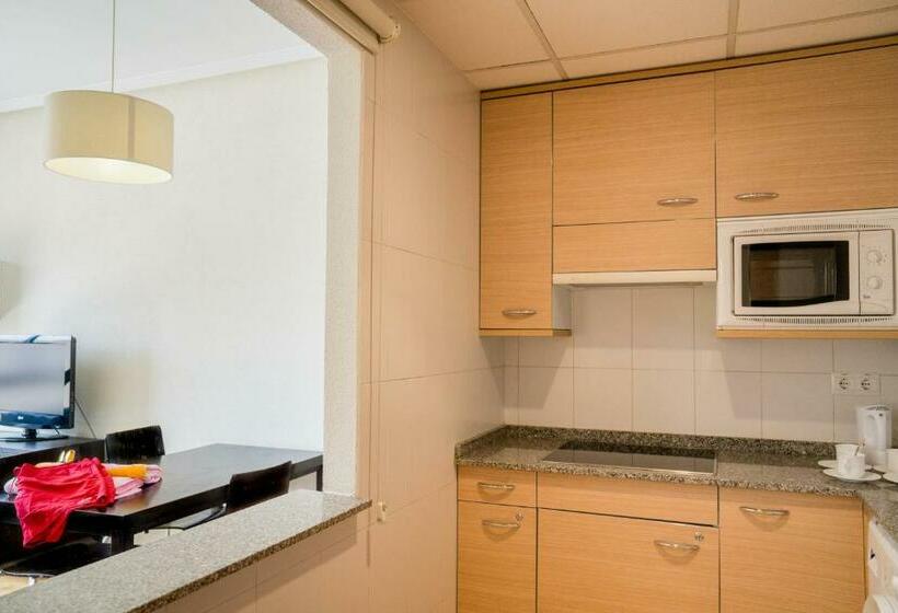 سوئیت 2 خوابه, Compostela Suites