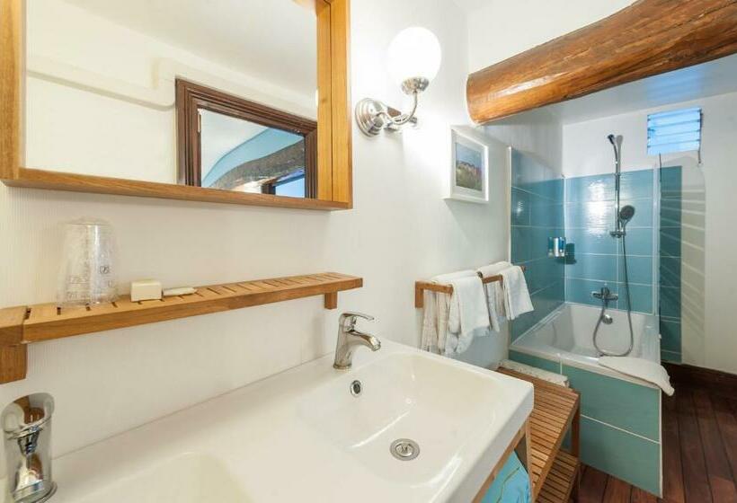 Family Suite, Logis Domaine Du Prieure