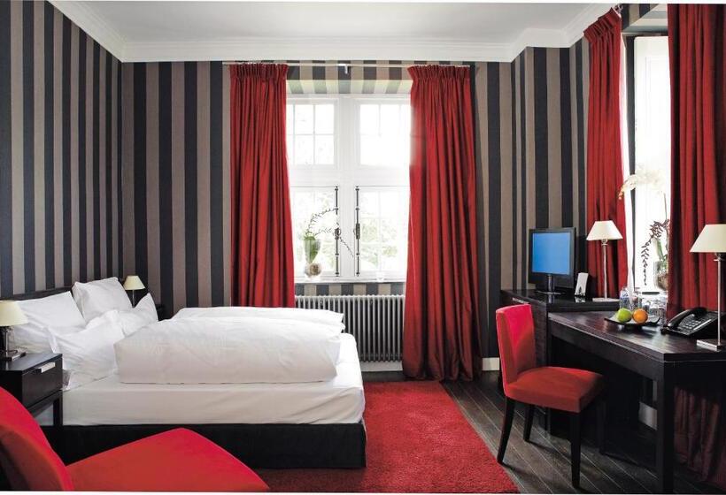 Номер Deluxe, Manoir De Lébioles