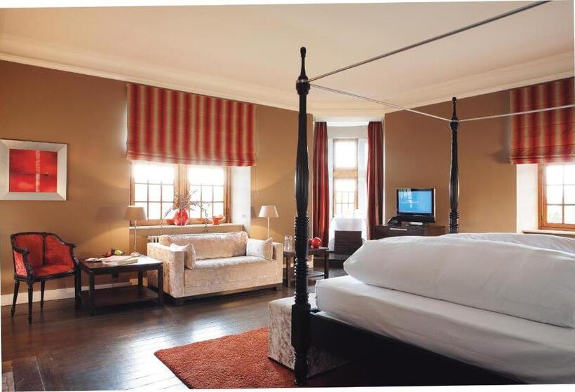 سوئیت رویال, Manoir De Lébioles