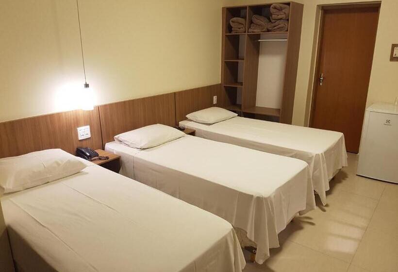 اتاق استاندارد سه نفره, Oft Place