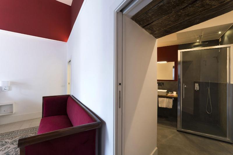 اتاق استاندارد برای معلولان, Puerta De Ocaña