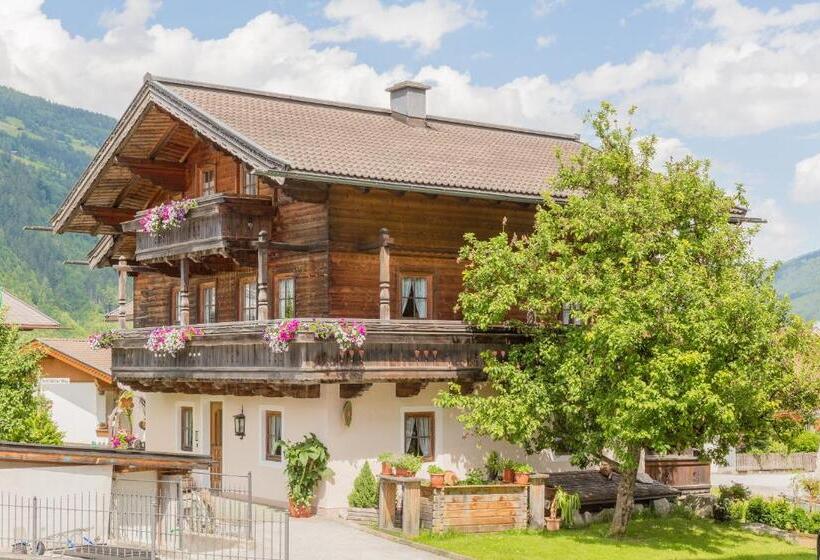 Апартаменты Deluxe 2 Спальни, Zirbenhotel Steiger