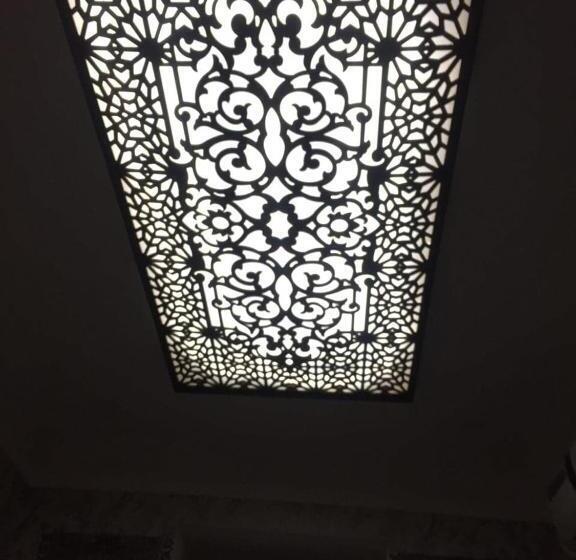 اتاق استاندارد, Colibri Traditional Guest House
