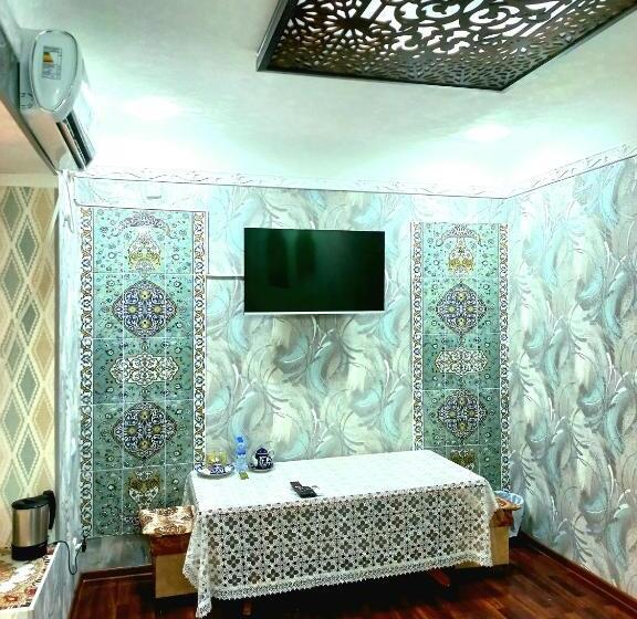 اتاق لوکس, Colibri Traditional Guest House