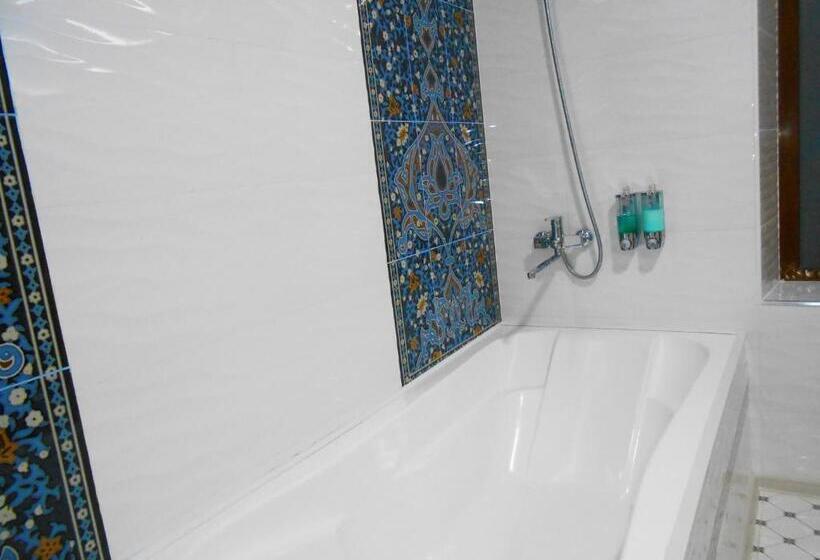 اتاق استاندارد, Colibri Traditional Guest House