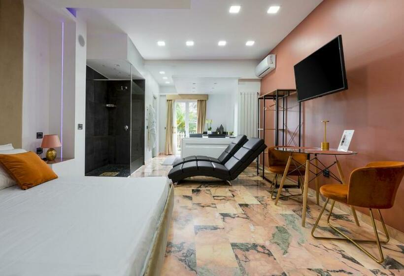 اتاق استاندارد با وان آب گرم, Ibisco Suites