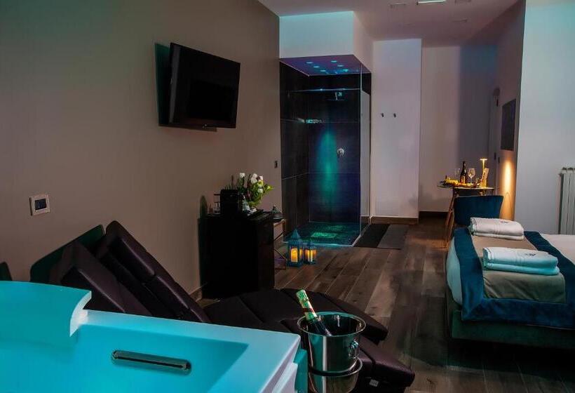 اتاق استاندارد با وان آب گرم, Ibisco Suites