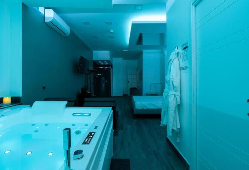 اتاق استاندارد با وان آب گرم, Ibisco Suites