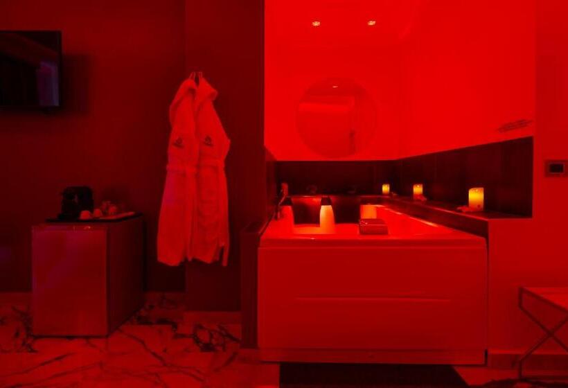 اتاق استاندارد با وان آب گرم, Ibisco Suites