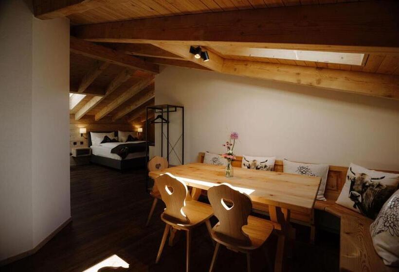 Family Suite, Bodehüttli