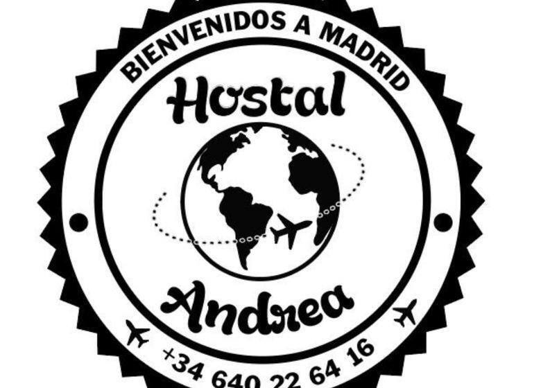 اتاق لوکس سه تخته, Hostal Andrea