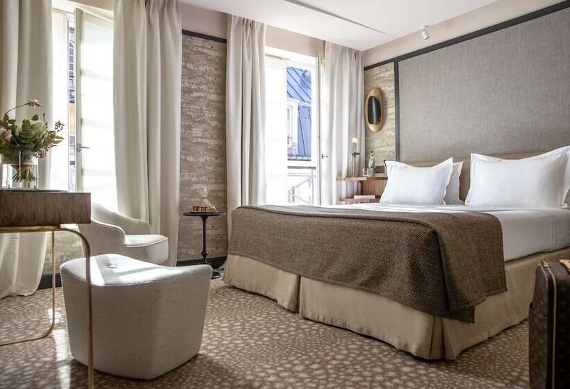 اتاق لوکس, Esprit Saintgermain