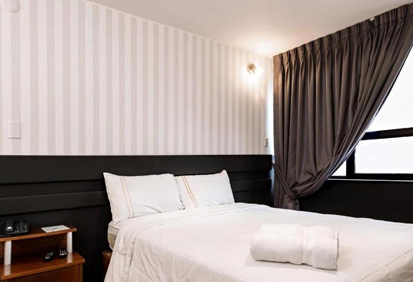 اتاق استاندارد, Miraflores Suites Centro