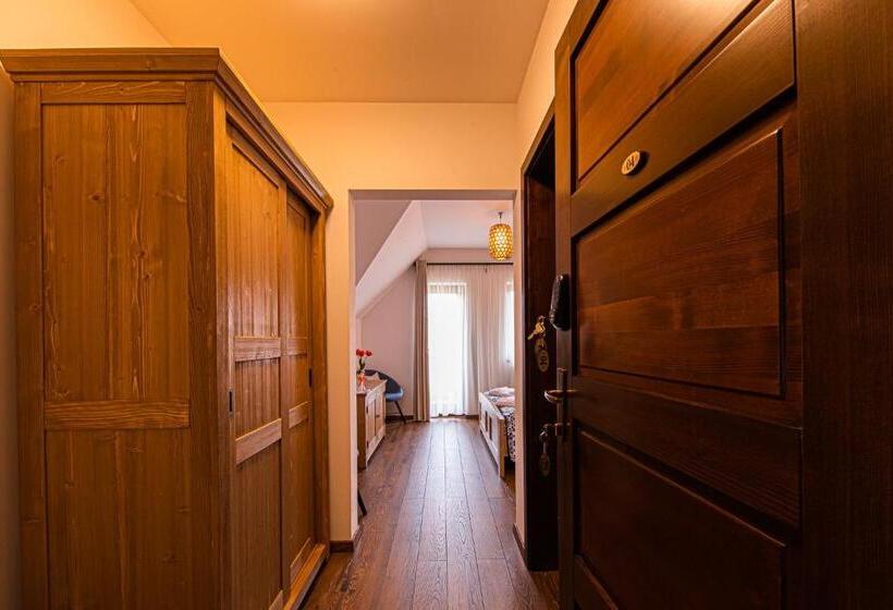 스탠다드 발코니 룸, Hygge Praid