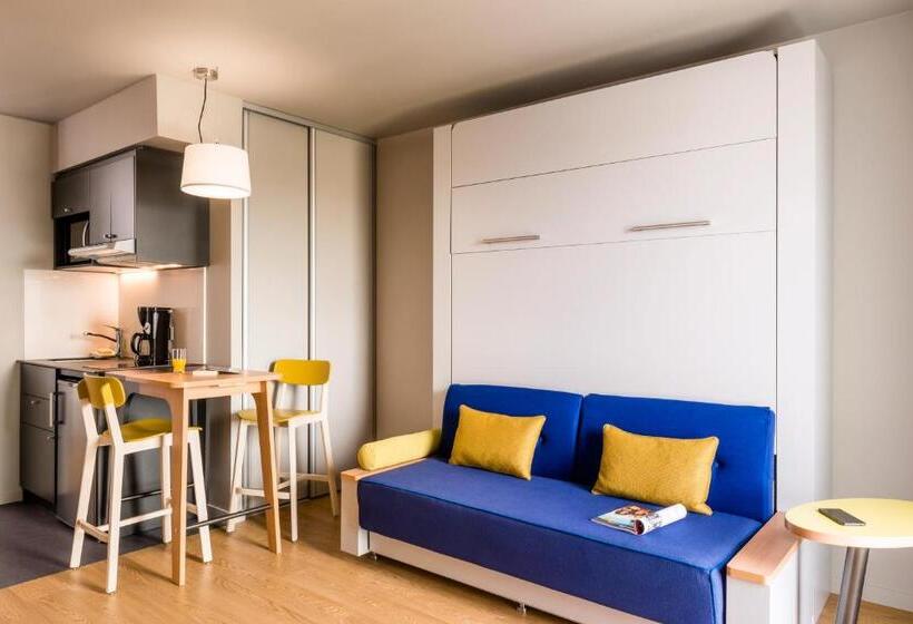 Студия Стандарт, Adagio Access Stuttgart Airport Messe