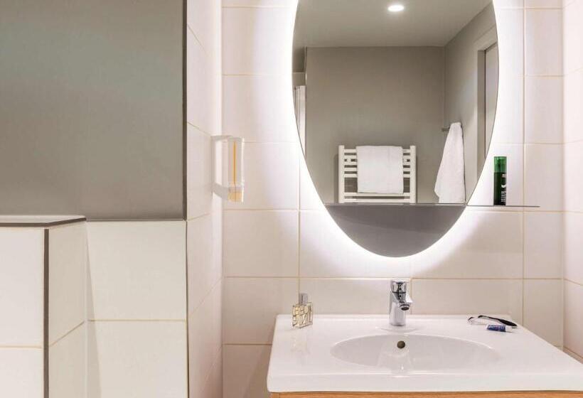 Студио Стандарт с Балконом, Adagio Access Stuttgart Airport Messe
