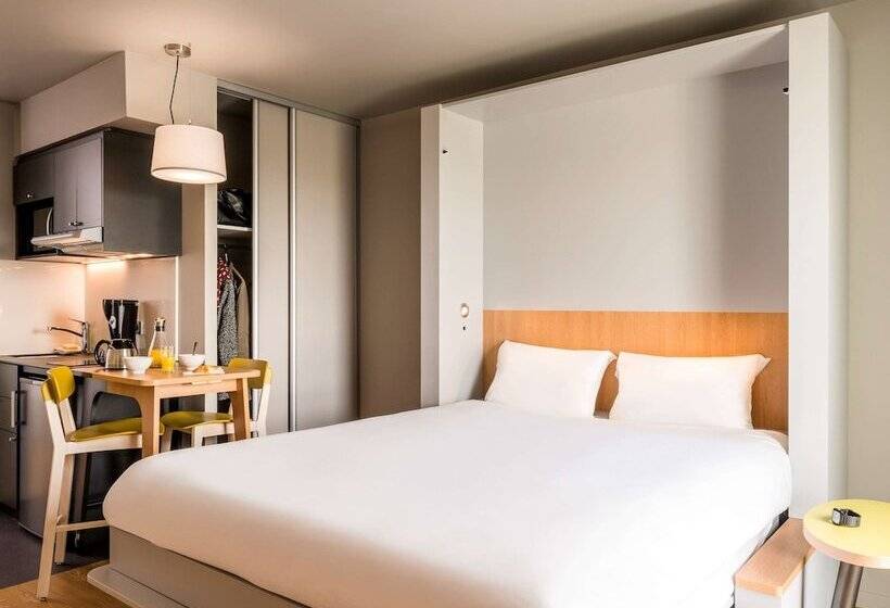 Студио Стандарт с Балконом, Adagio Access Stuttgart Airport Messe
