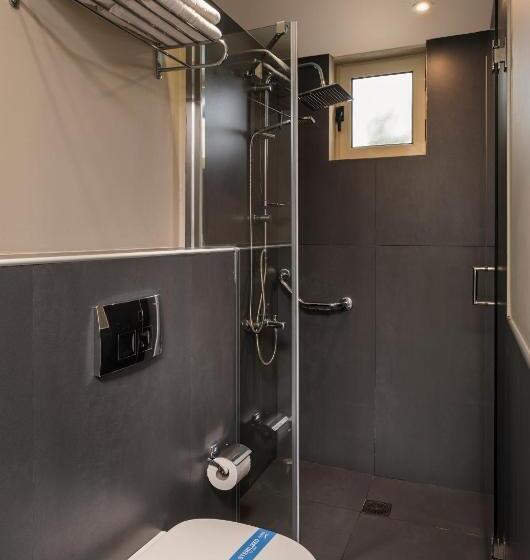 شقة غرفة واحدة, Elotis Suites