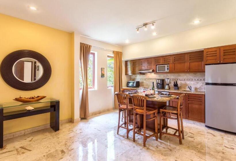 , Maya Villa Condo Hotel And Beachclub
