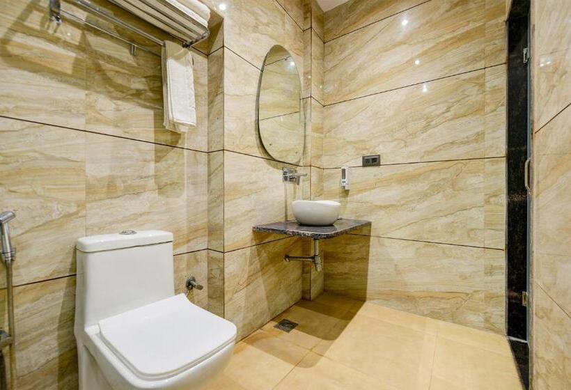 Trzyosobowy Executive, Pearl Plaza New Delhi Paharganj