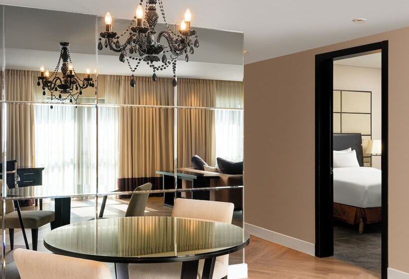 سوییت, Radisson Blu Hotel Bucharest