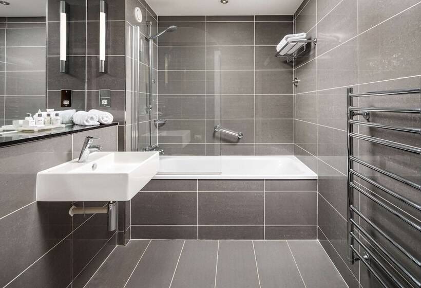 带城市景观的高级房间, Radisson Blu Hotel, Cardiff