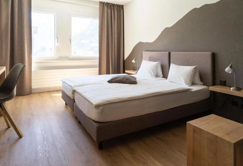 Номер Стандарт, Tailormade Hotel Stans Süd